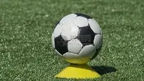 “旧空间焕新成新地标，激发经济活力，吸引青年、促进消费、举办赛事……”